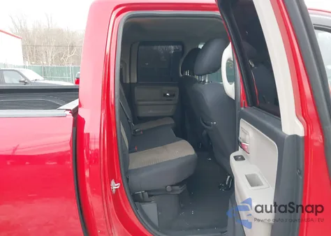 2010 Dodge Ram 1500 Slt/Sport/Trx z USA, uszkodzony, nr VIN 1D7RV1GT4AS124914